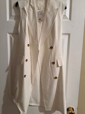 H&M White Sleeveless Double-Breasted Midi Dress with Tortoiseshell Buttonsall